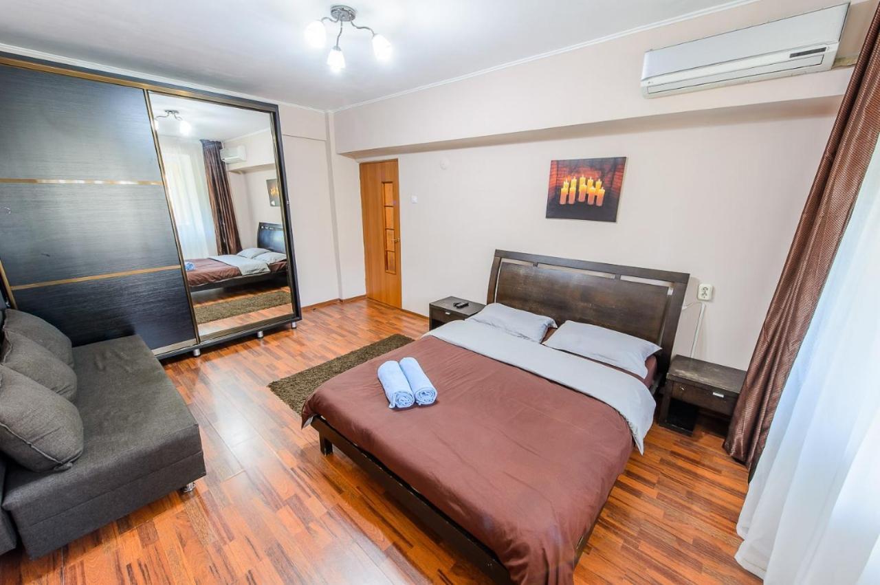 Apartments On Tole By 12 App 51 Almaty Exterior photo